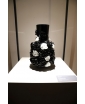 OPULENT BLACK GLASS VASE WITH WHITE FLOWERS